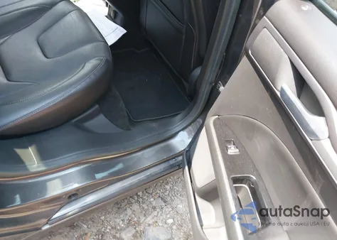 2016 Ford Fusion Titanium z USA, uszkodzony, nr VIN 3FA6P0K93GR151335